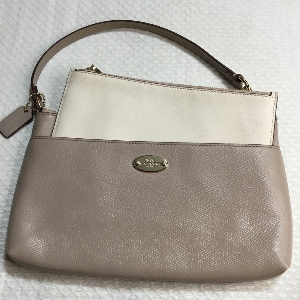 Coach Shoulder Bag With Matching Wallet - image 3